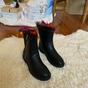 Steve Madden size 3 girl boots with faux fur lining